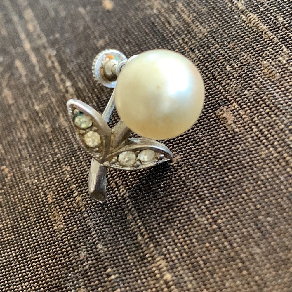Pearl Necklace, Single Pearl Earring - Picture 3 of 4